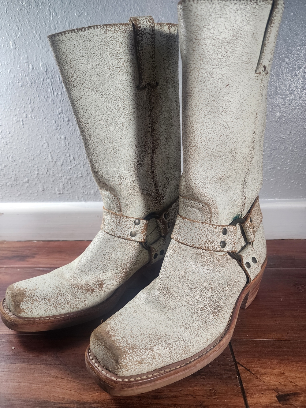 Vintage Frye Cream Distressed Harness Boots